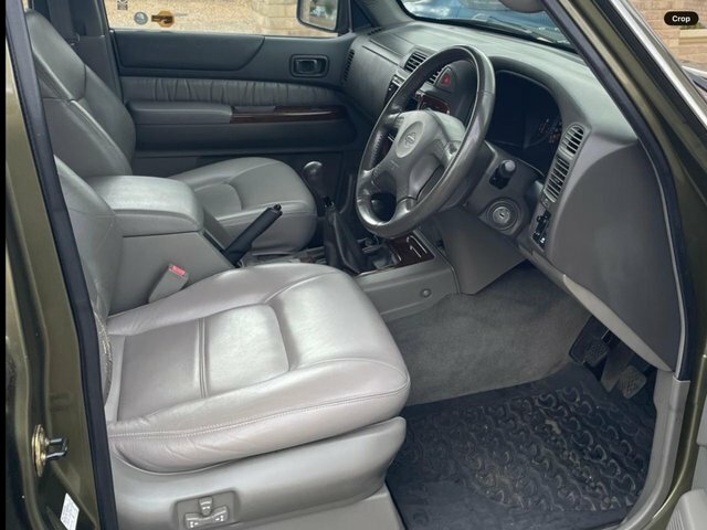 Nissan Patrol Td Se Suv Green #16