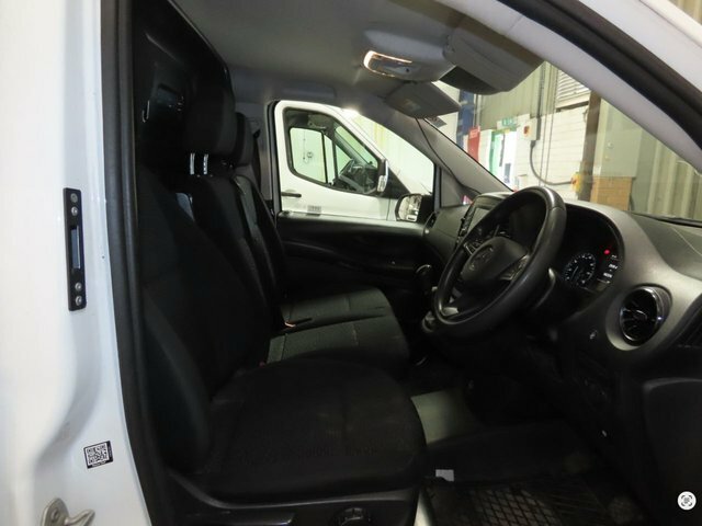 Mercedes-Benz Vito 114Cdi Progressive Van 9G-tronic White #10