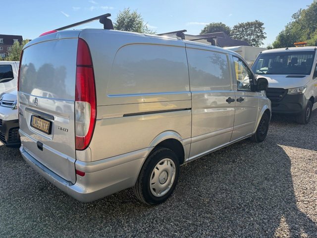 Mercedes-Benz Vito Vito 2.2L 115 Bhp Silver #5
