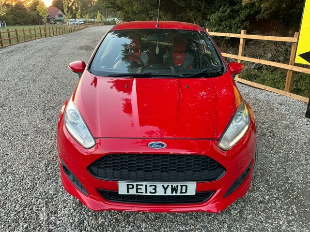 Ford Fiesta 1.0 Ecoboost 125 Titanium Zero Road Tax Red #8