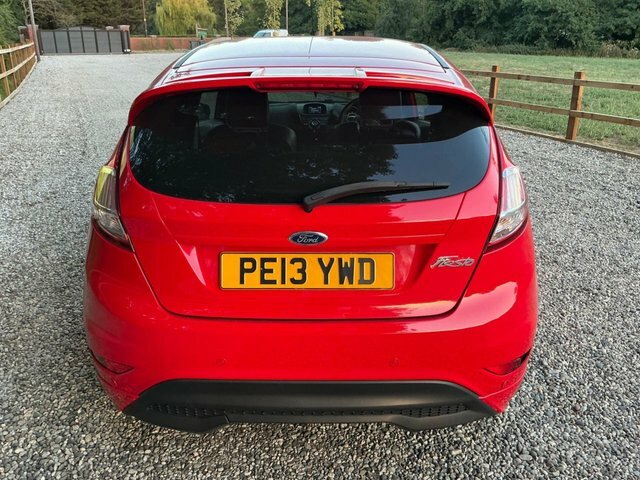 Ford Fiesta 1.0 Ecoboost 125 Titanium Zero Road Tax Red #4