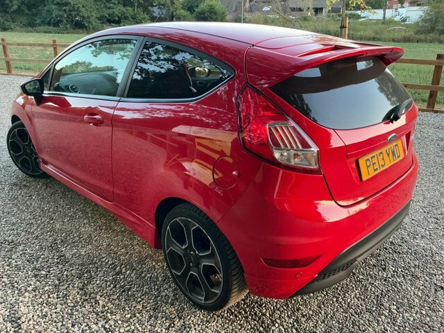 Ford Fiesta 1.0 Ecoboost 125 Titanium Zero Road Tax Red #5