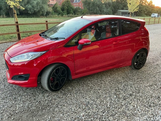 Ford Fiesta 1.0 Ecoboost 125 Titanium Zero Road Tax Red #6