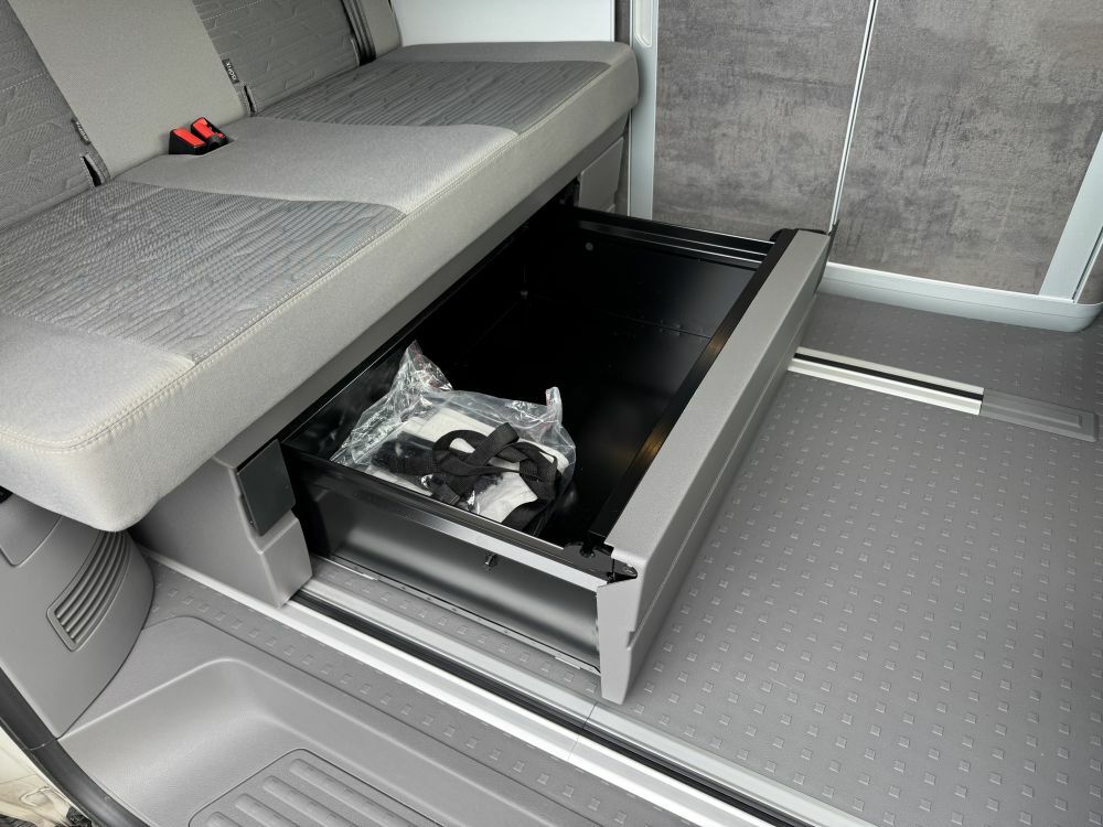 Volkswagen California Mpv Grey #12