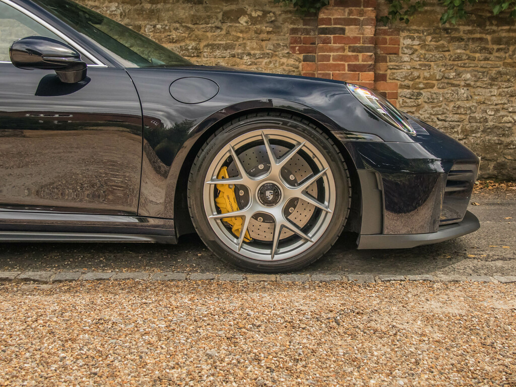 Porsche 911 Gts T-hybrid Pdk Grey #12