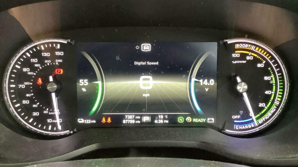 MG MG5 61.1Kwh Exclusive Long Range Estate A White #10