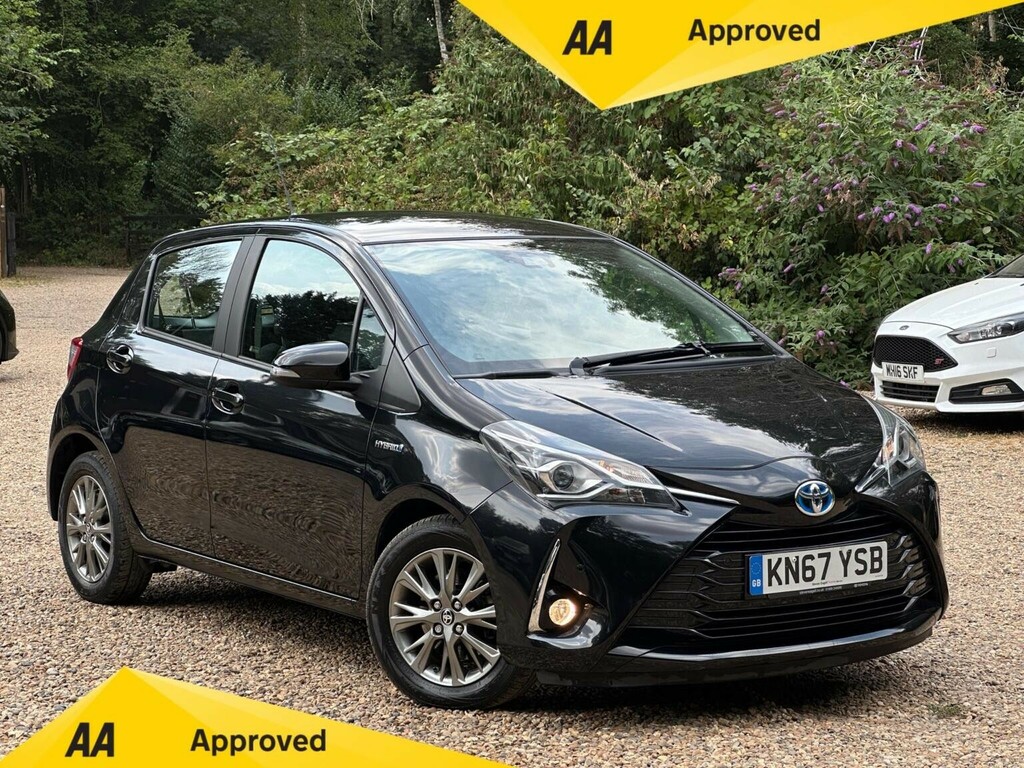 Toyota Yaris Hatchback 1.5 Vvt-h Icon Tech E-cvt Euro 6 Ss 5 Black