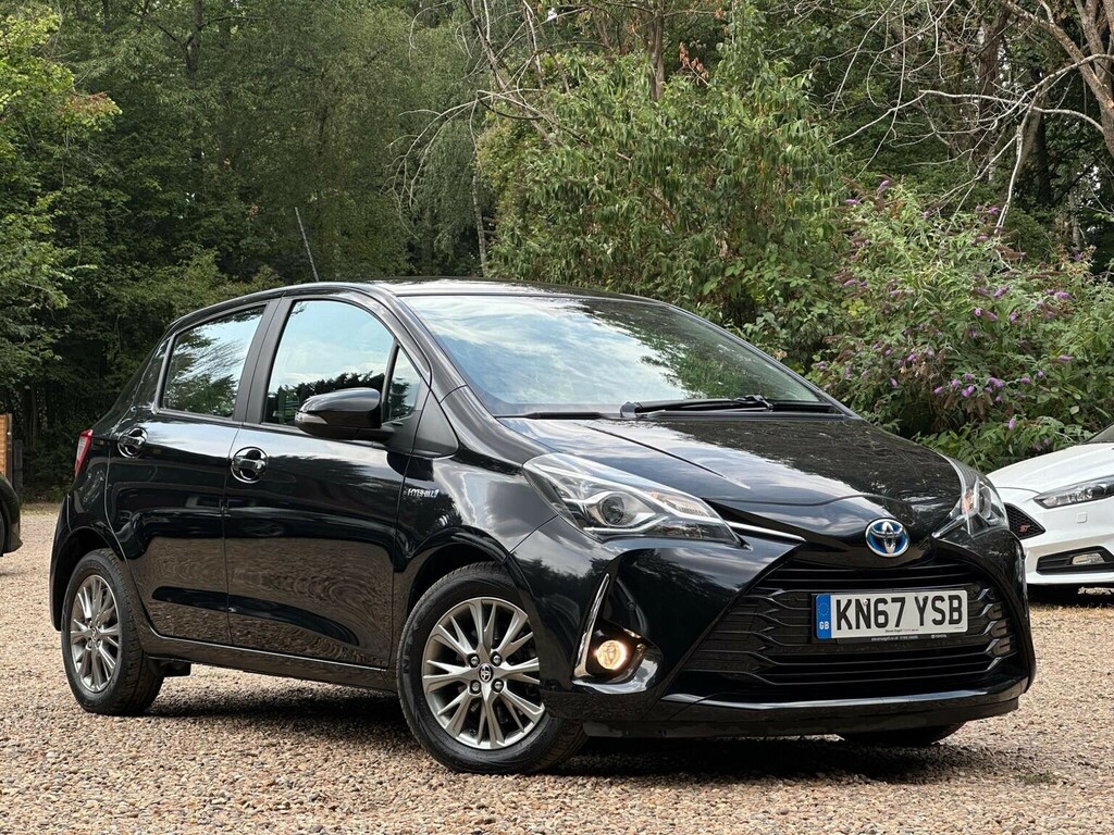 Toyota Yaris Hatchback 1.5 Vvt-h Icon Tech E-cvt Euro 6 Ss 5 KN67YSB Black #3
