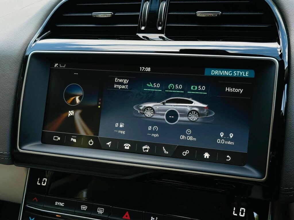 Jaguar XE 2.0I Gpf R-sport Euro 6 Ss Grey #35