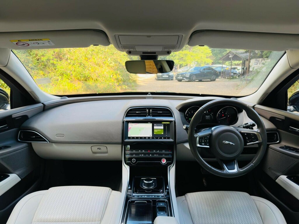 Jaguar XE 2.0I Gpf R-sport Euro 6 Ss Grey #24