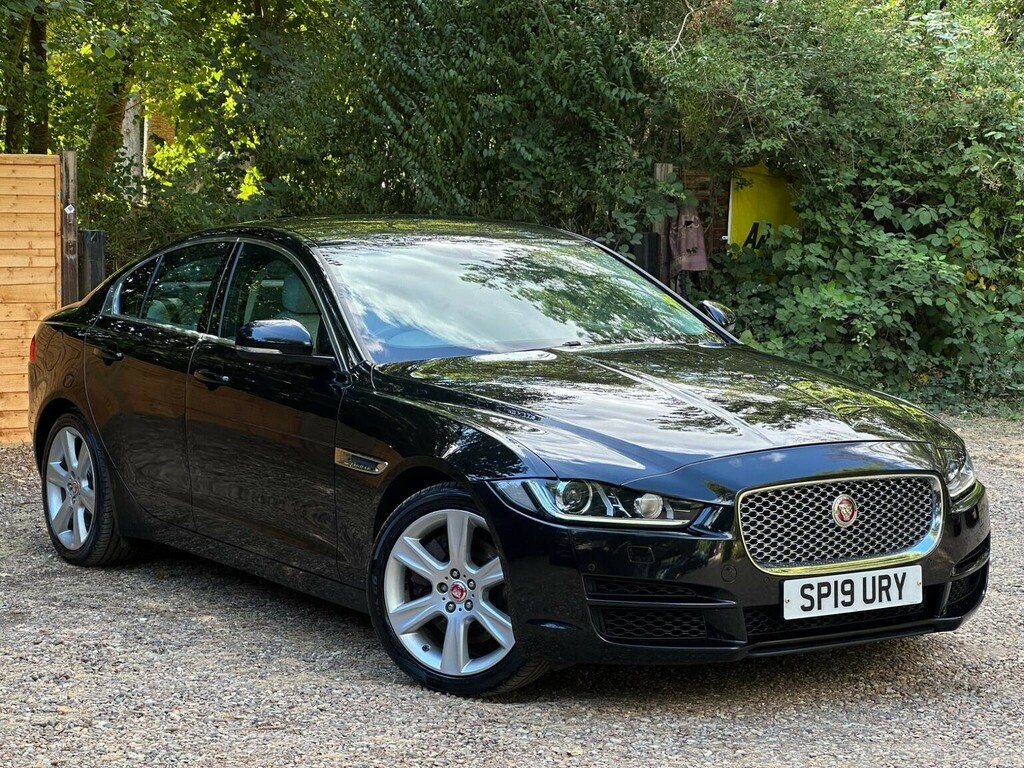 Jaguar XE 2.0I Gpf Portfolio Euro 6 Ss Black #2