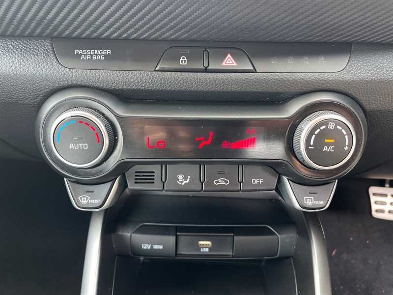 Kia Stonic 1.0T Gdi 48V 98 Gt-line S Dct SW24OSB Red #3