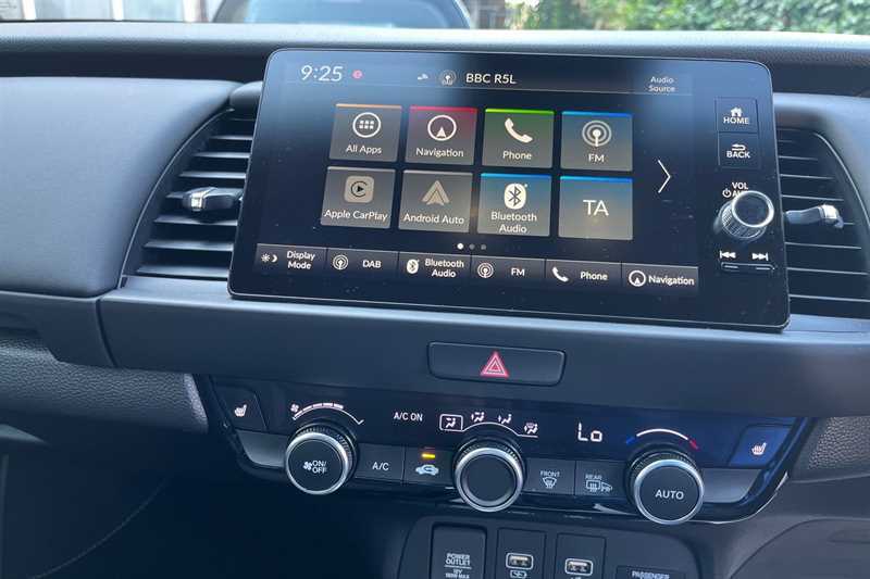Honda Jazz 1.5 I-mmd Hybrid Advance Ecvt Black #6