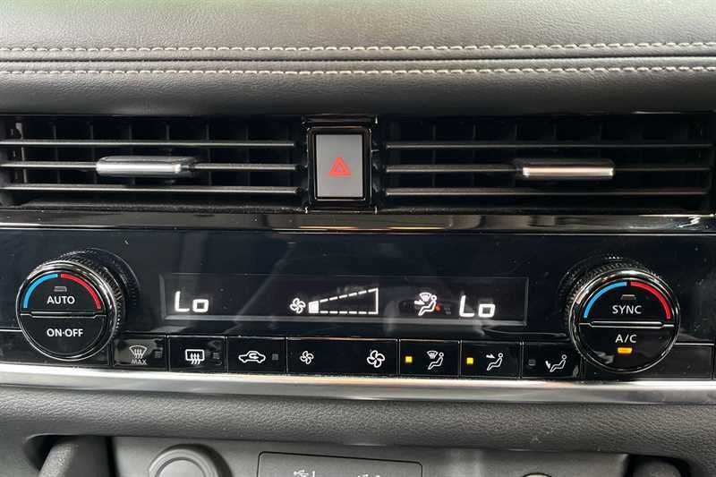 Nissan X-Trail 1.5 Mhev 163 N-connecta 7 Seat Xtronic Grey