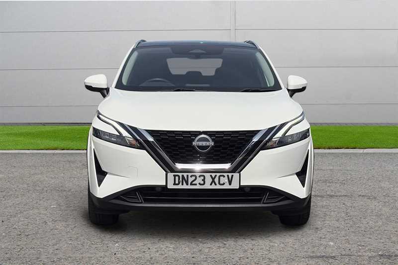 Nissan Qashqai 1.3 Dig-t Mh 158 Acenta Premium Xtronic DN23XCV White #6