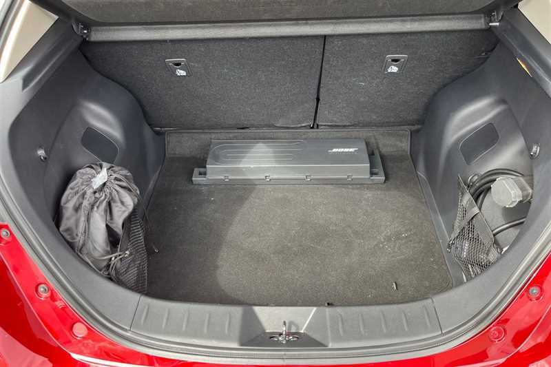 Nissan Leaf 160Kw E Tekna 59Kwh Red #5