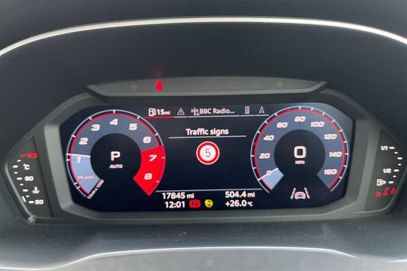 Audi Q3 35 Tfsi Technik S Tronic EB07NEL Black #2