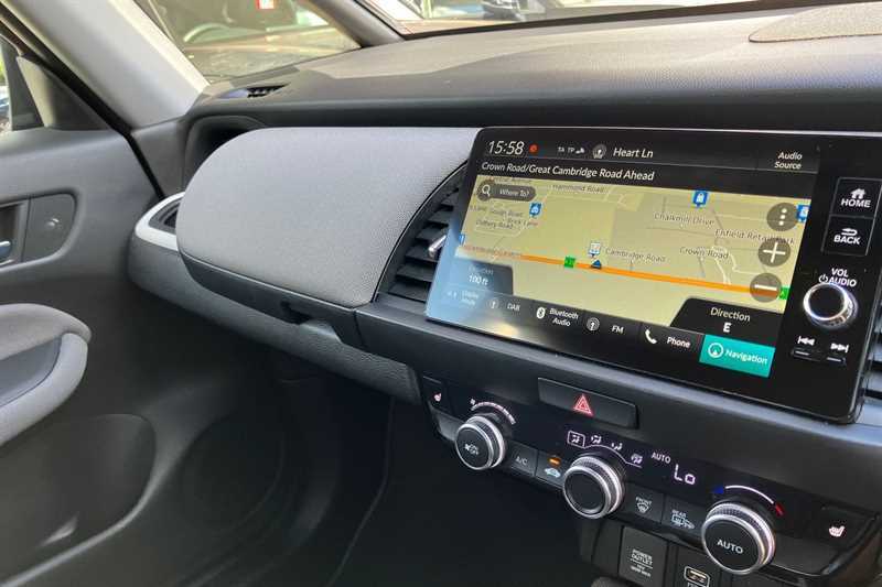 Honda Jazz 1.5 I-mmd Hybrid Crosstar Ex Ecvt CF22XGV Red #5