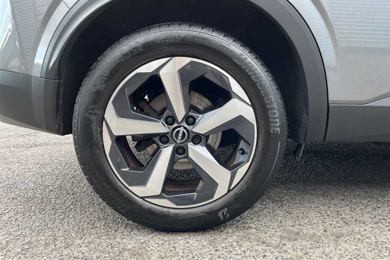 Nissan Qashqai 1.3 Dig-t Mh 158 N-connecta Xtronic Grey #6