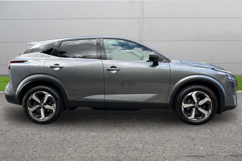 Nissan Qashqai 1.3 Dig-t Mh 158 N-connecta Xtronic Grey #3