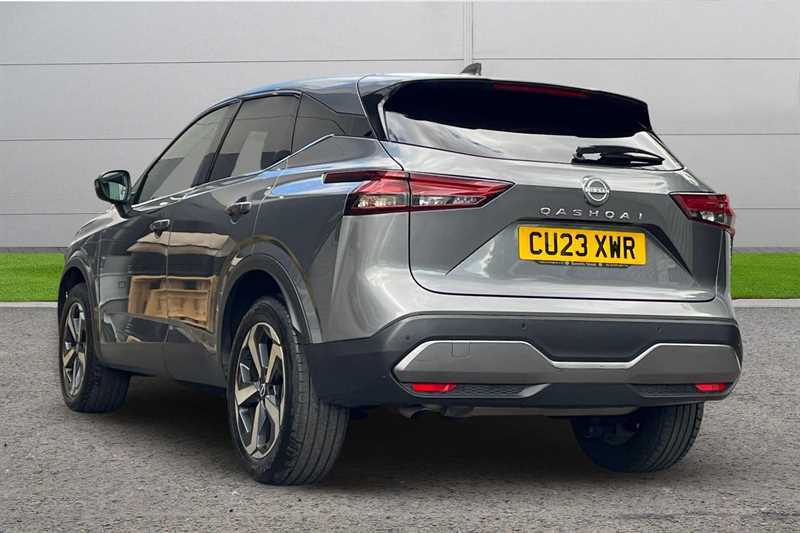 Nissan Qashqai 1.3 Dig-t Mh 158 N-connecta Xtronic Grey #2