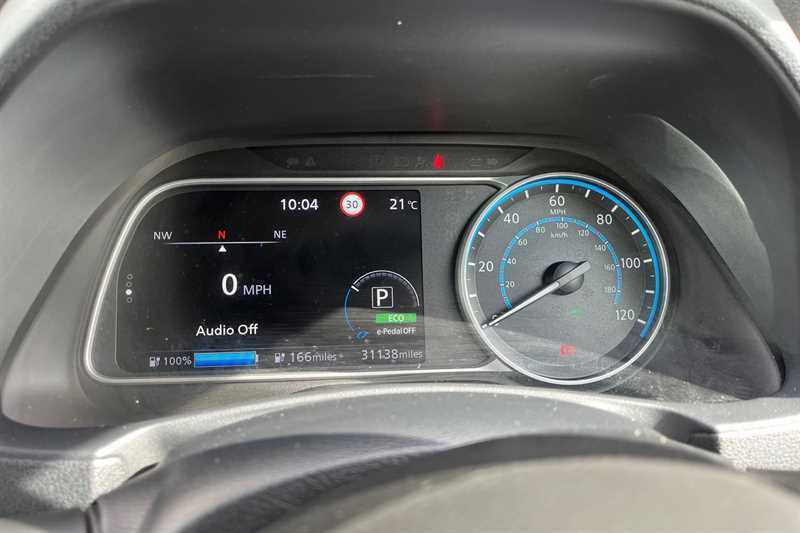 Nissan Leaf 110Kw Tekna 39Kwh Grey #3