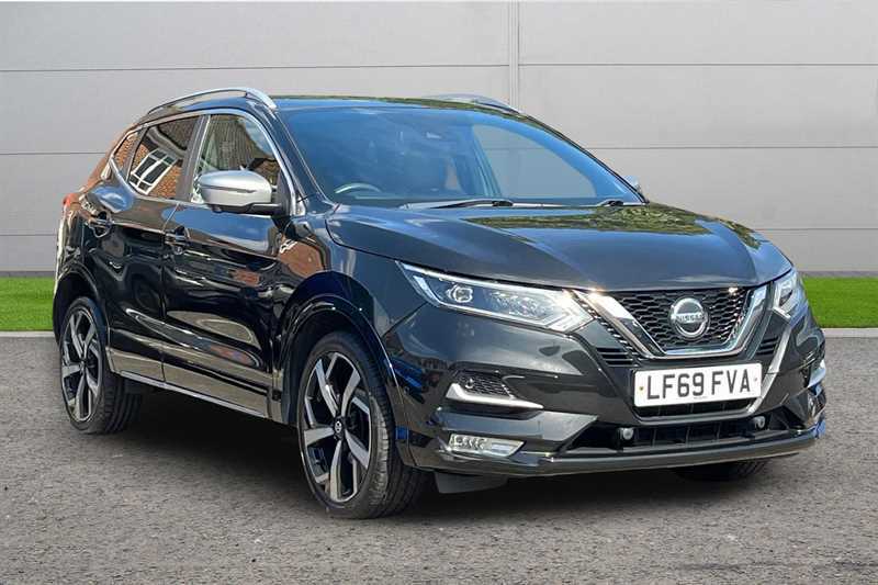 Nissan Qashqai 1.3 Dig-t 160 Tekna Dct Black
