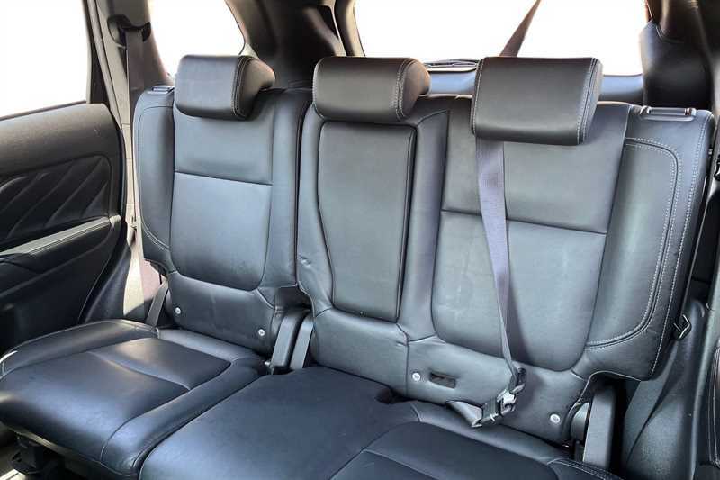 Mitsubishi Outlander 2.0 Mivec 4 Cvt 4Wd Euro 6 Ss Silver #8