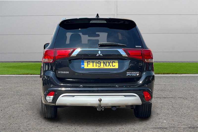 Mitsubishi Outlander 2.0 Mivec 4 Cvt 4Wd Euro 6 Ss Silver #7