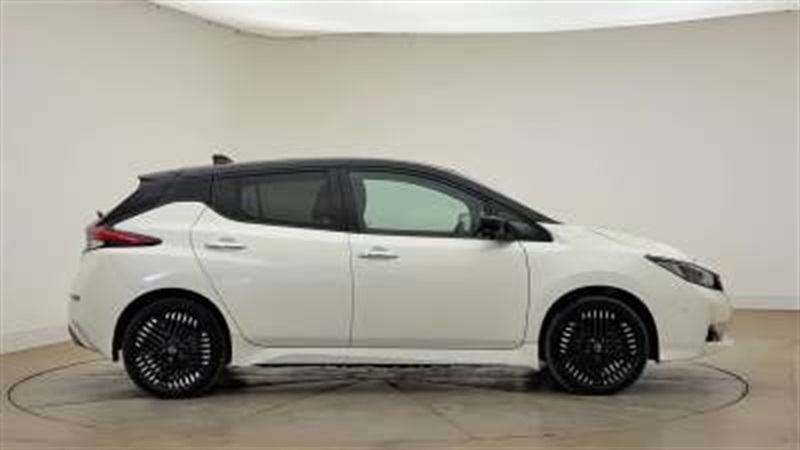Nissan Leaf 160Kw E Tekna 59Kwh Black #4