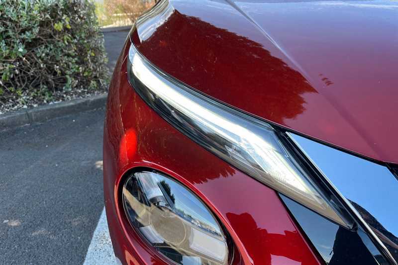 Nissan Juke 1.0 Dig-t Tekna Red #2