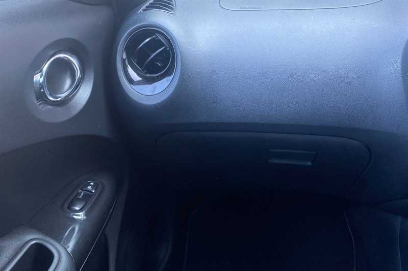 Nissan Juke 1.6 Tekna Xtron Euro 6 Blue #39