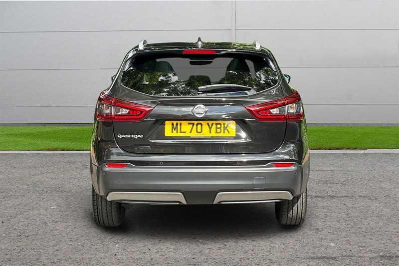 Nissan Qashqai 1.3 Dig-t 160 Tekna Dct Black #4