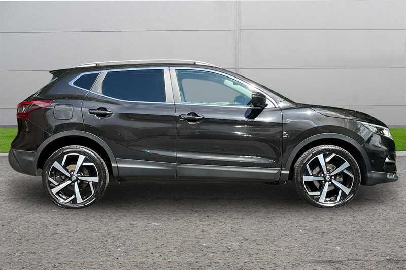 Nissan Qashqai 1.3 Dig-t 160 Tekna Dct Black #3
