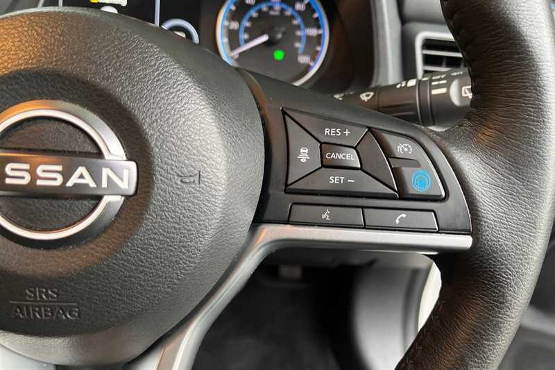 Nissan Leaf 160Kw E Tekna 59Kwh White #5