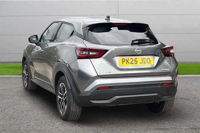 Nissan Juke 1.6 Hybrid N-connecta Silver #2