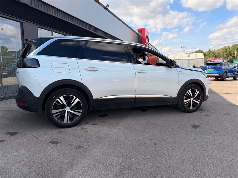 Peugeot 5008 1.5 Bluehdi Gt Eat8 White #2