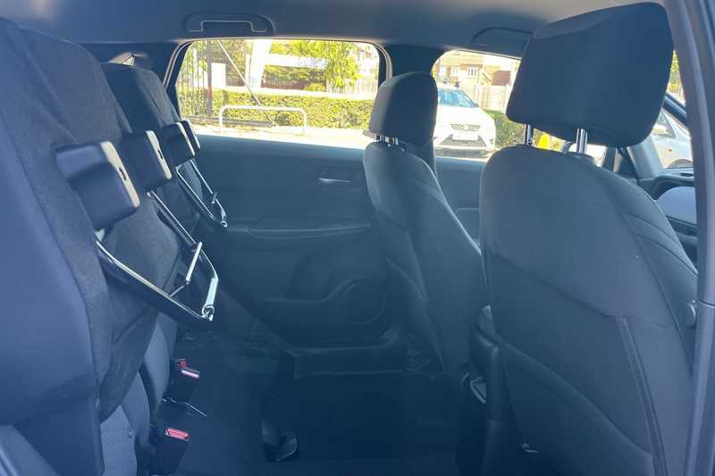 Honda Jazz 1.5 I-mmd Hybrid Advance Ecvt Blue #19