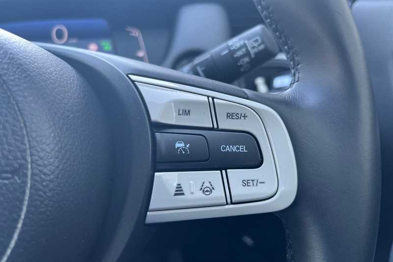 Honda Jazz 1.5 I-mmd Hybrid Advance Ecvt Blue #12