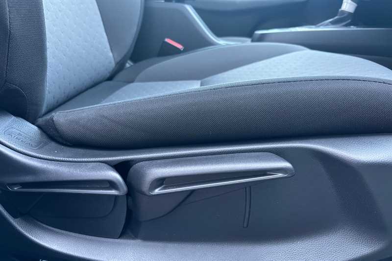 Honda Jazz 1.5 I-mmd Hybrid Advance Ecvt Blue #28