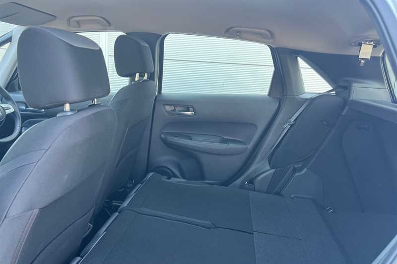 Honda Jazz 1.5 I-mmd Hybrid Advance Ecvt Blue #21
