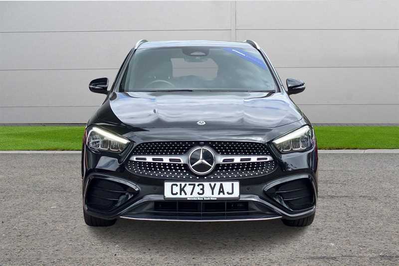 Mercedes-Benz GLA Class Gla 200 Amg Line Executive Black #6