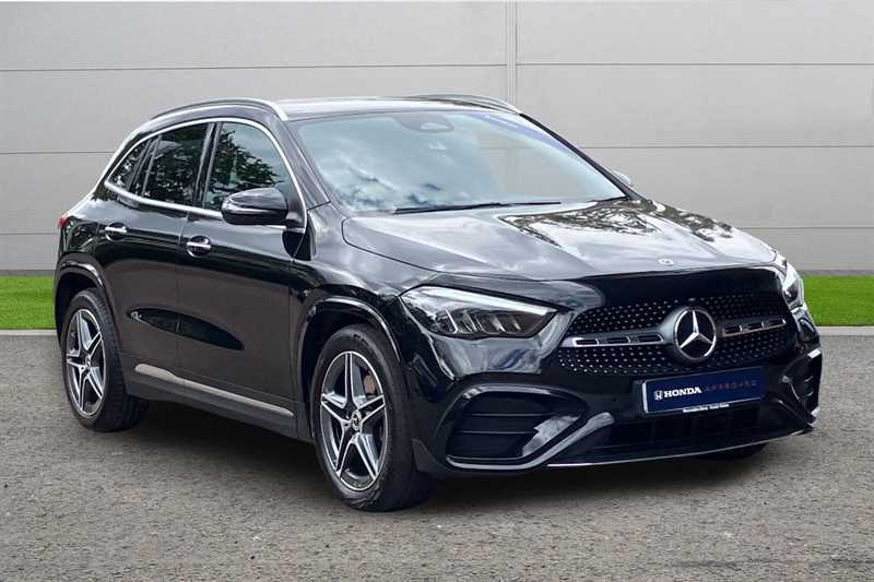 Mercedes-Benz GLA Class Gla 200 Amg Line Executive Black