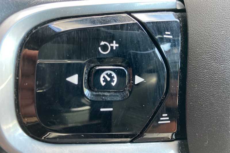 Volvo XC60 D4 Momentum Heated Steering Wheel, Heated Fr Black #17