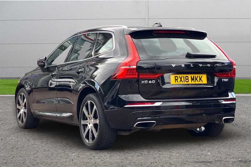 Volvo XC60 2.0 T8 Hybrid Inscription Pro Awd Geartronic Black #3