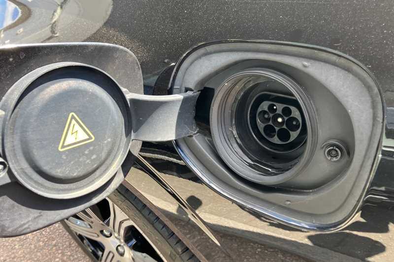 Volvo XC60 D4 Momentum Heated Steering Wheel, Heated Fr Black #31