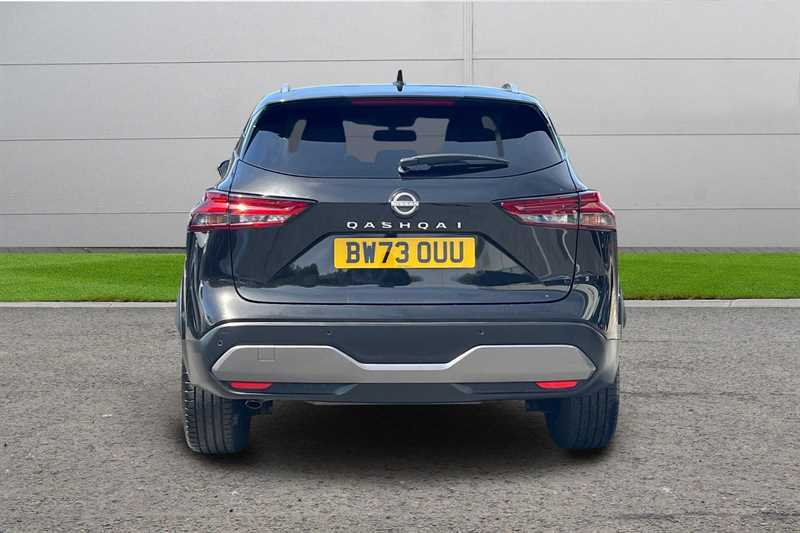 Nissan Qashqai 1.3 Dig-t Mh N-connecta Black #4