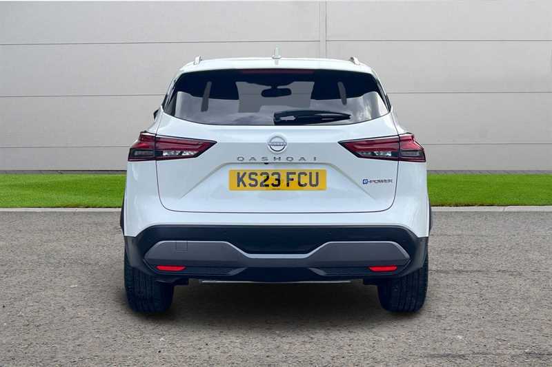 Nissan Qashqai 1.5 E-power Tekna White #4