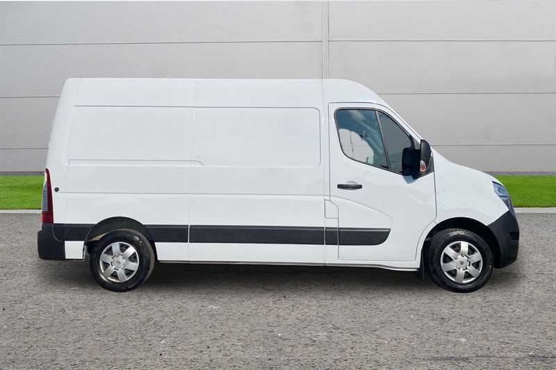 Nissan InterStar 2.0 Cooper S D London 2012 White #3