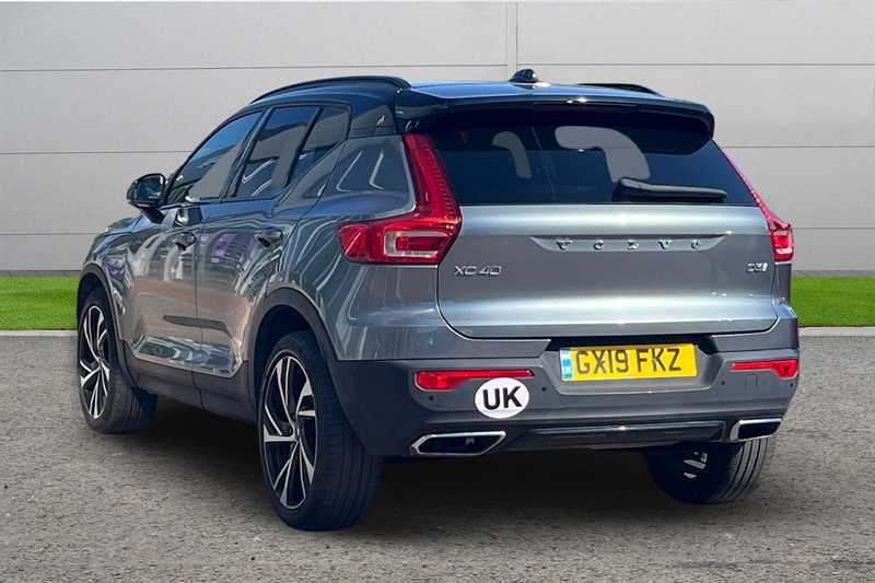 Volvo XC40 2.0 D3 R Design Pro Geartronic Grey #3